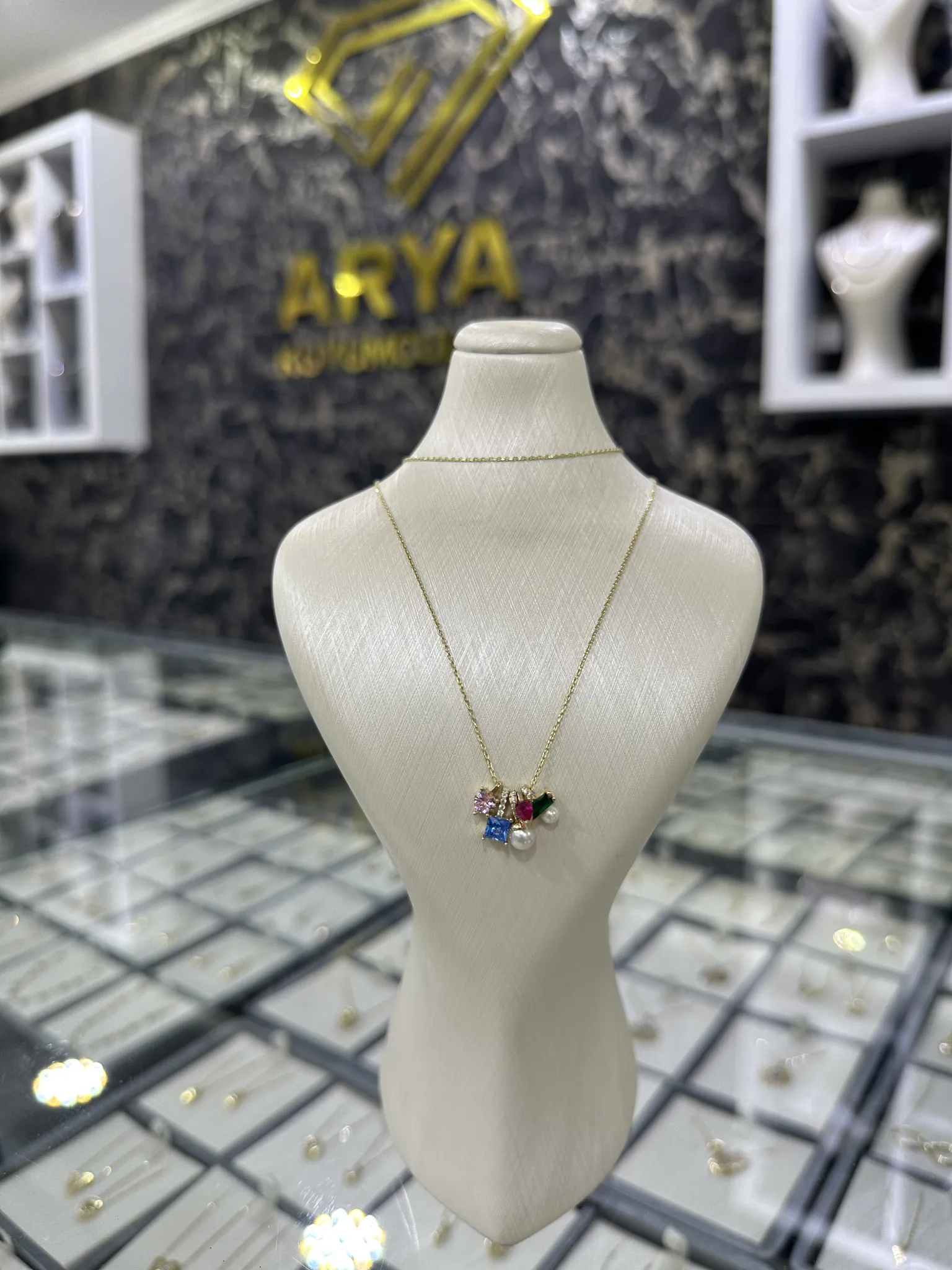 14 KOLYE