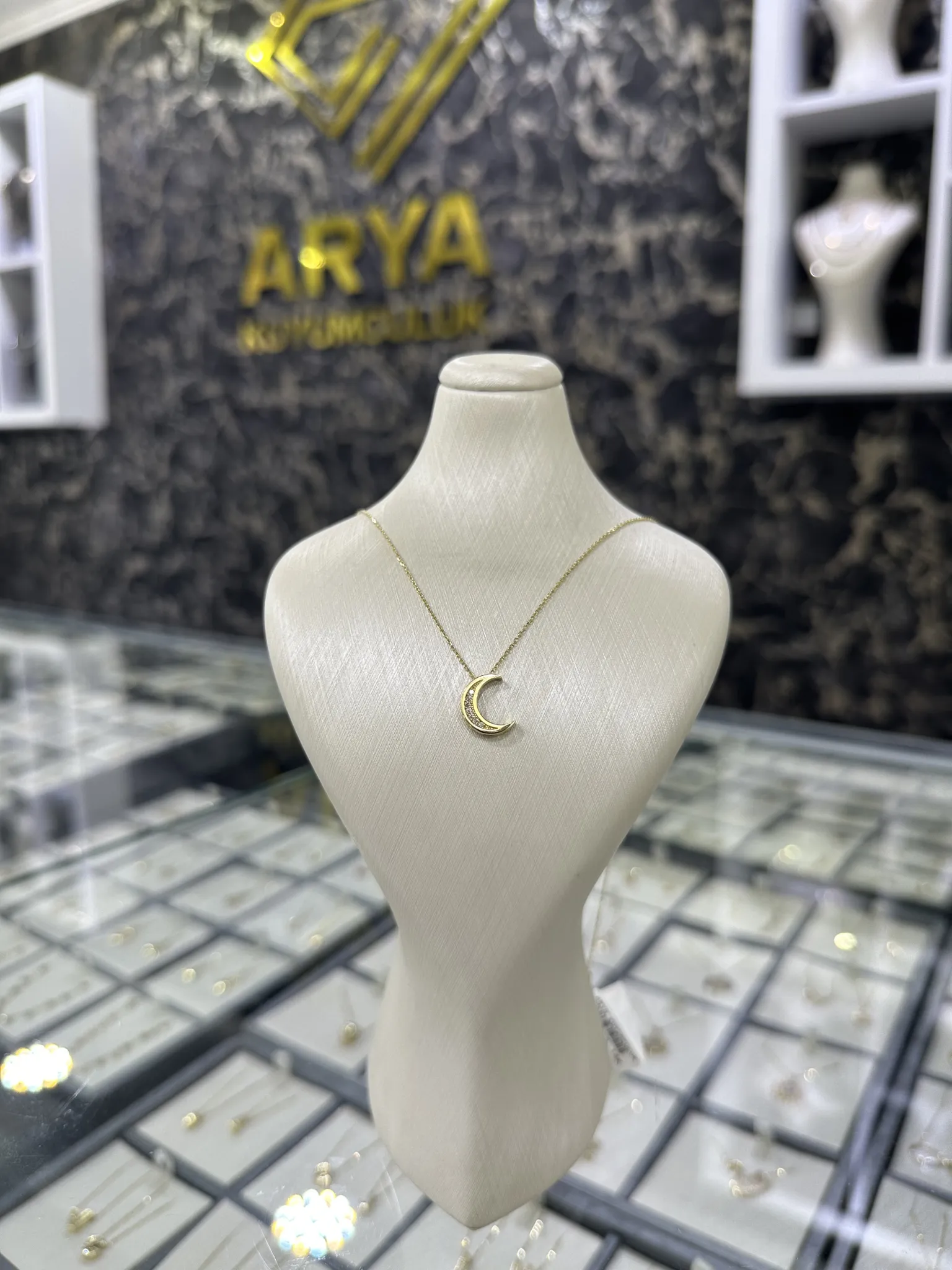 14 KOLYE