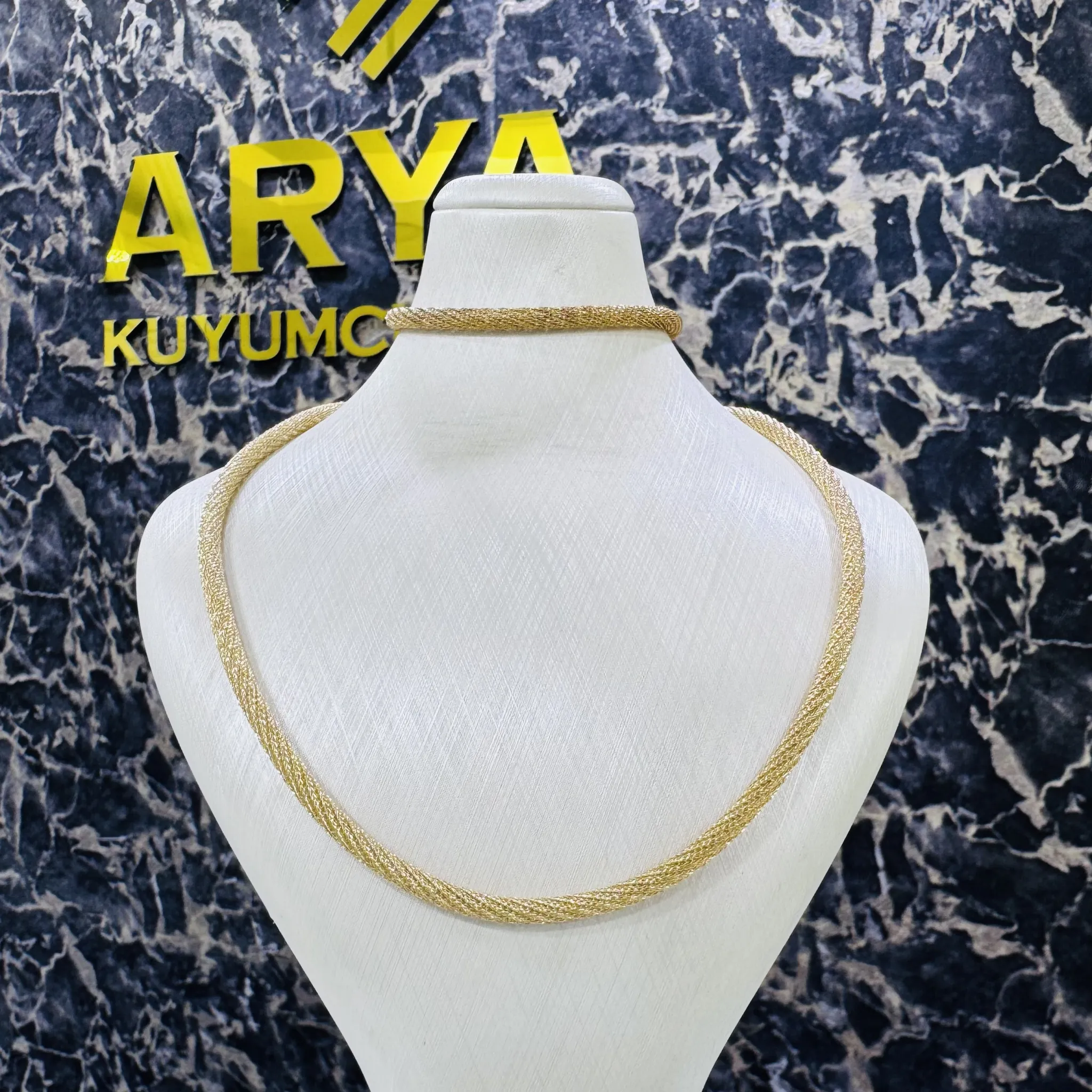 14 KOLYE