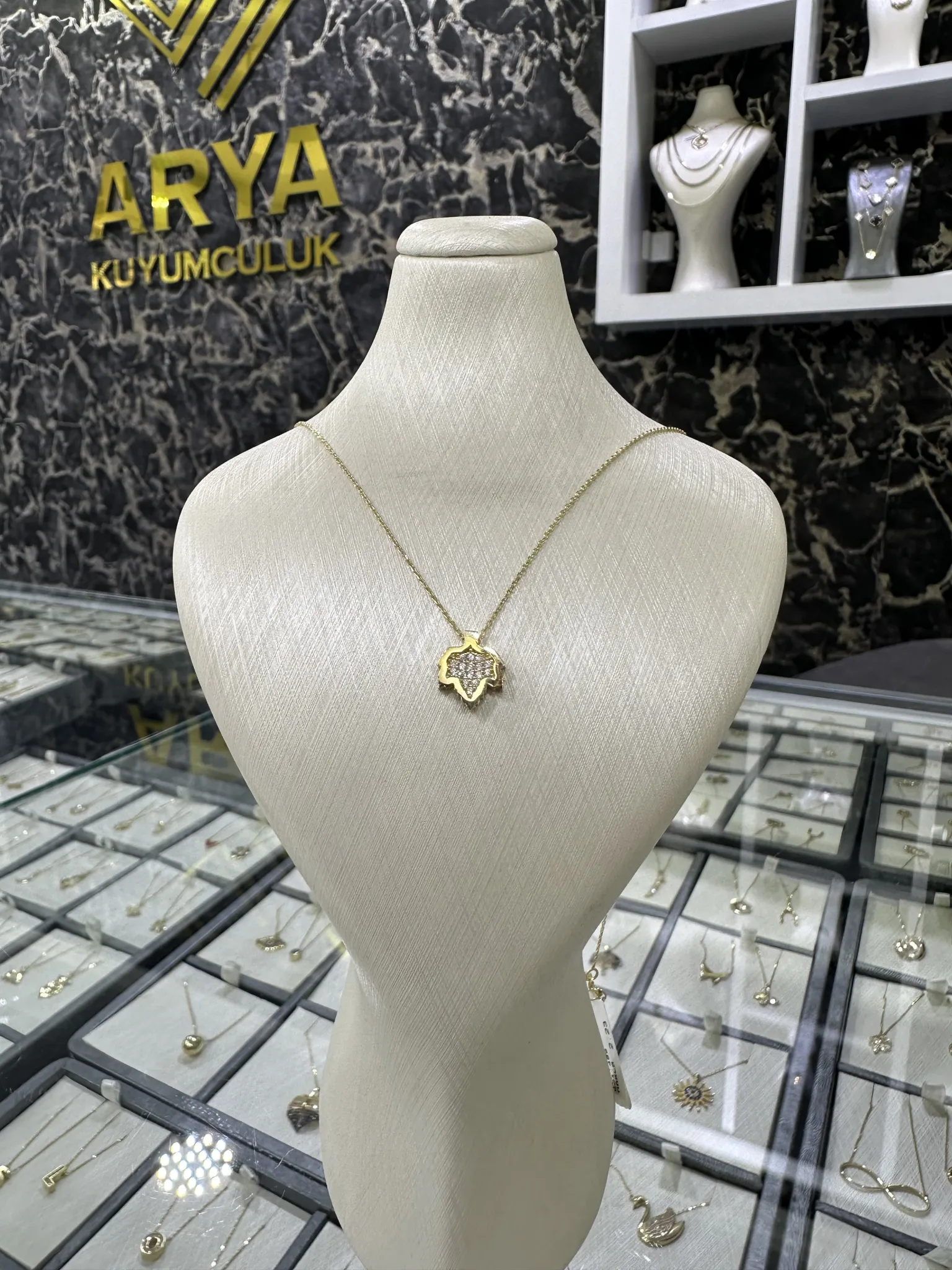 14 KOLYE