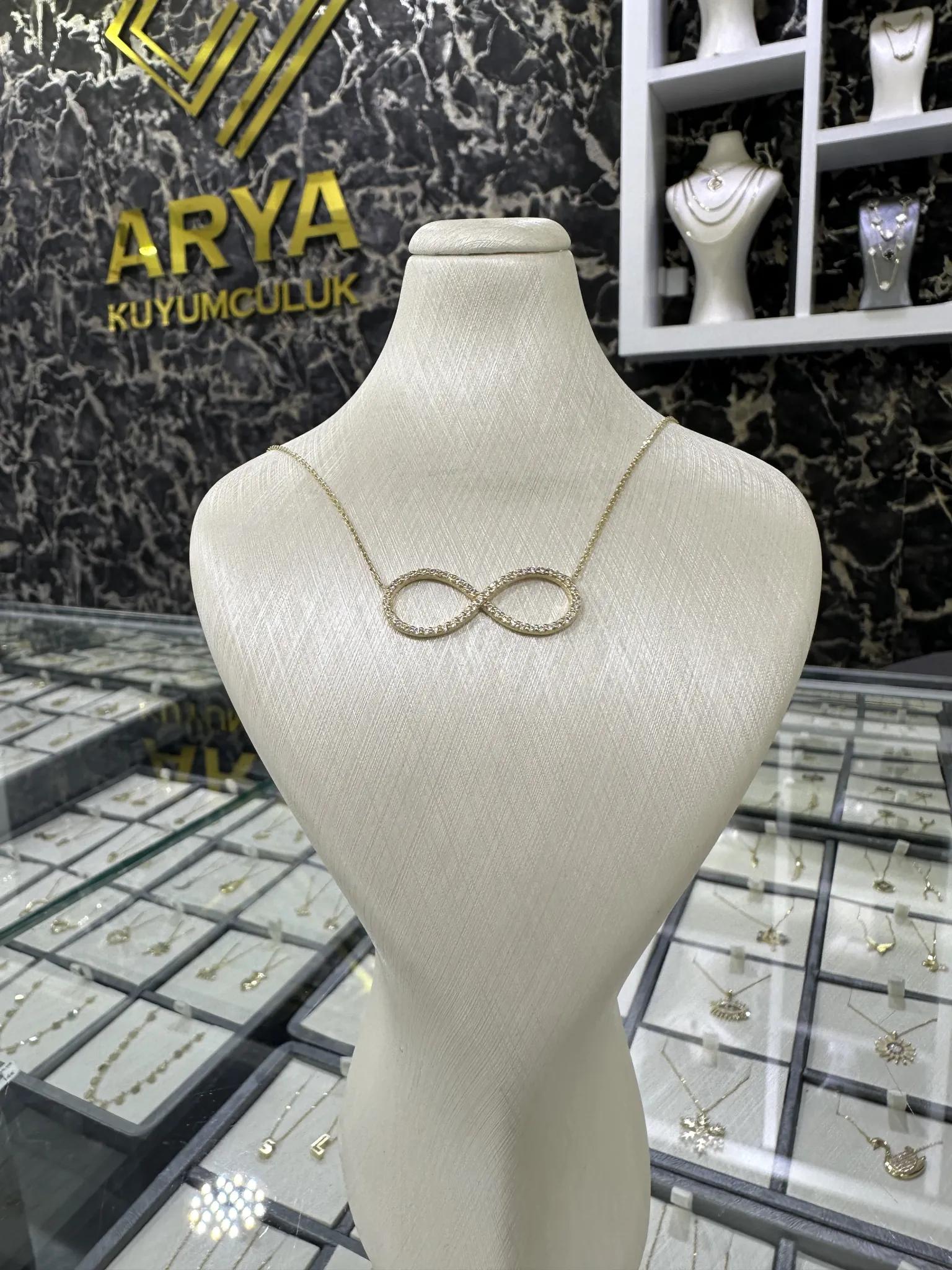 14 KOLYE