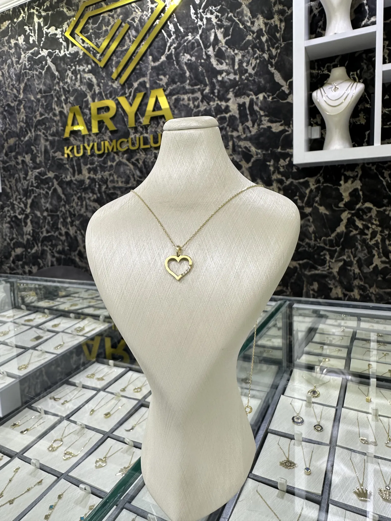 14 KOLYE