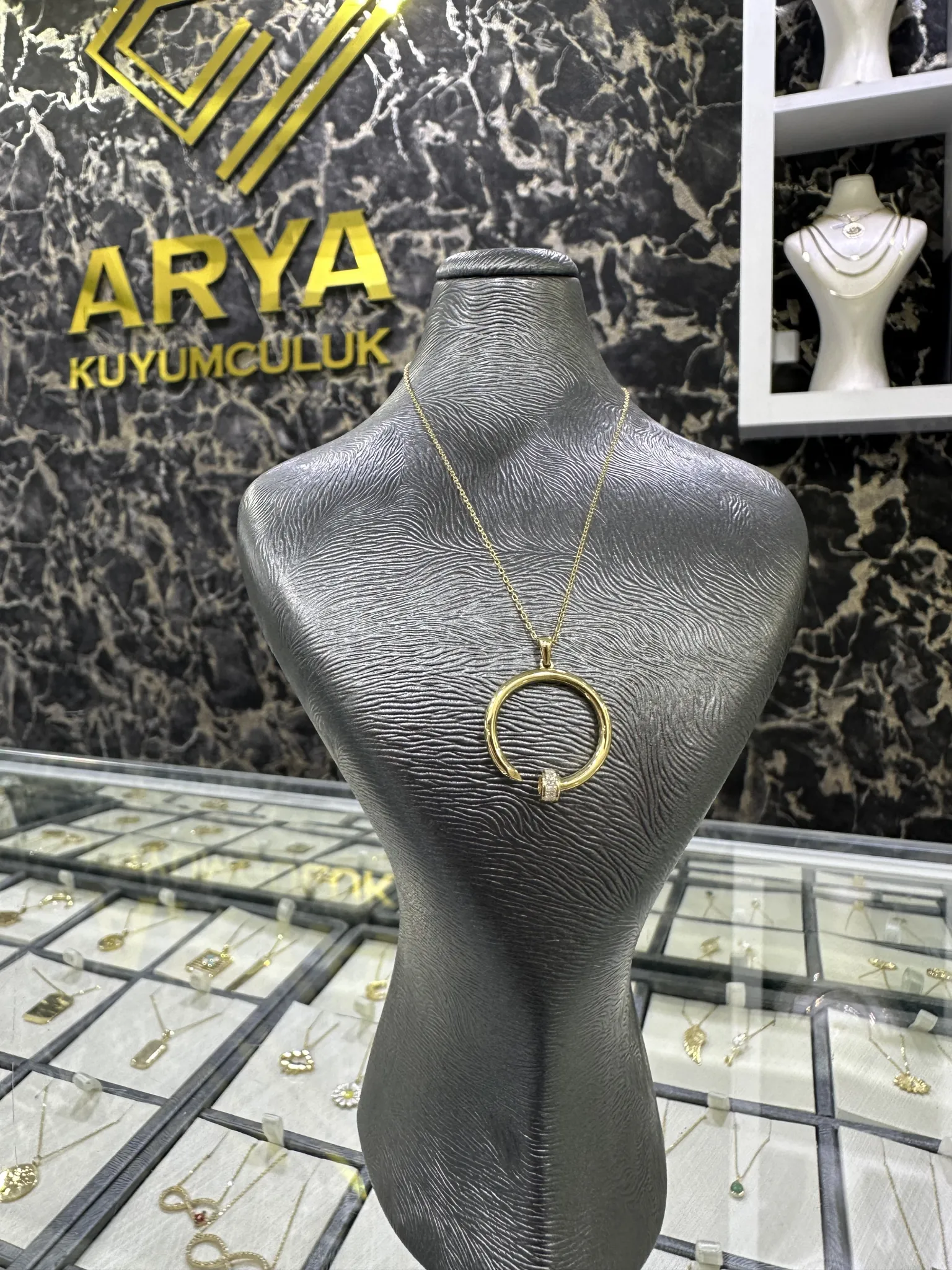 14 KOLYE
