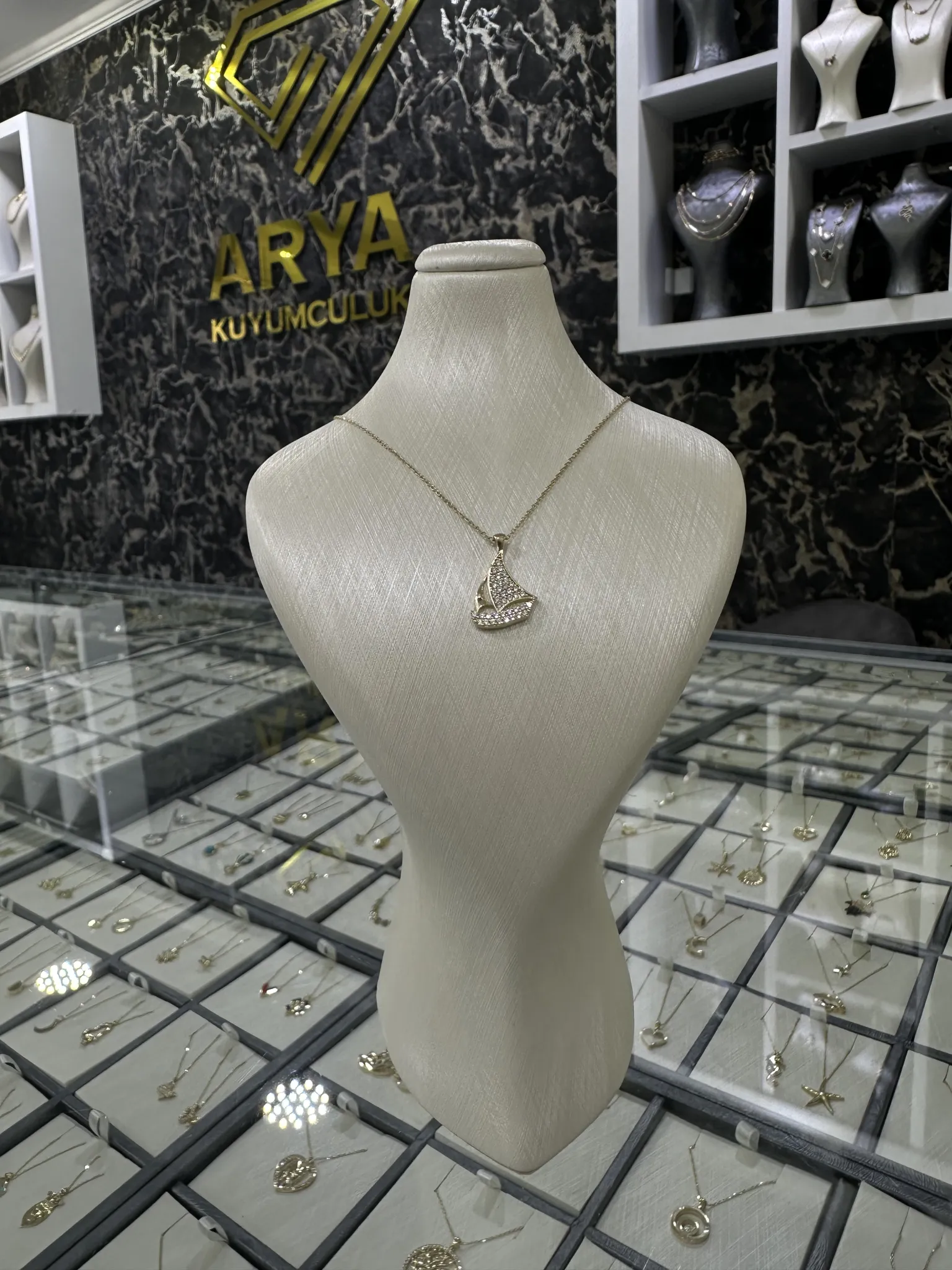 14 KOLYE